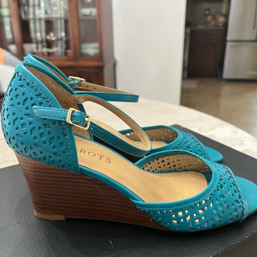 Women's Teal Wedge Sandals